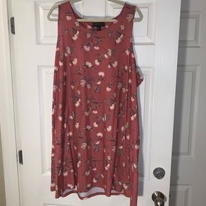 Forever 21 Plus Sleeveless Floral Dress